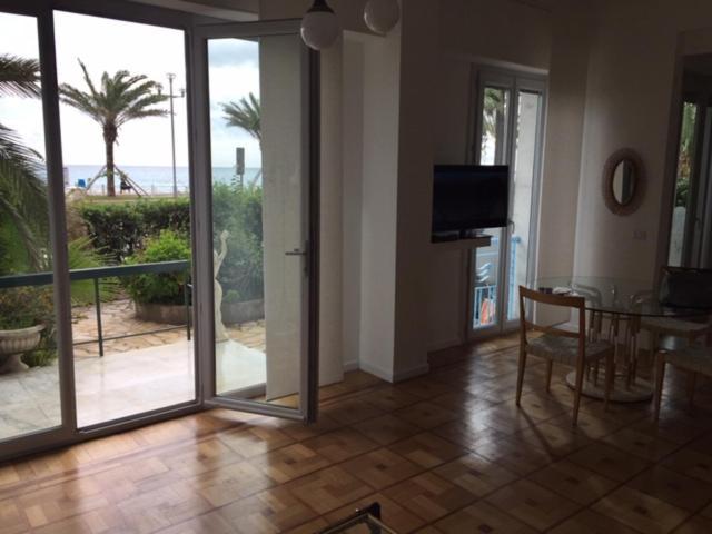 91 Promenade Des Anglais Le Stellamar 니스 외부 사진